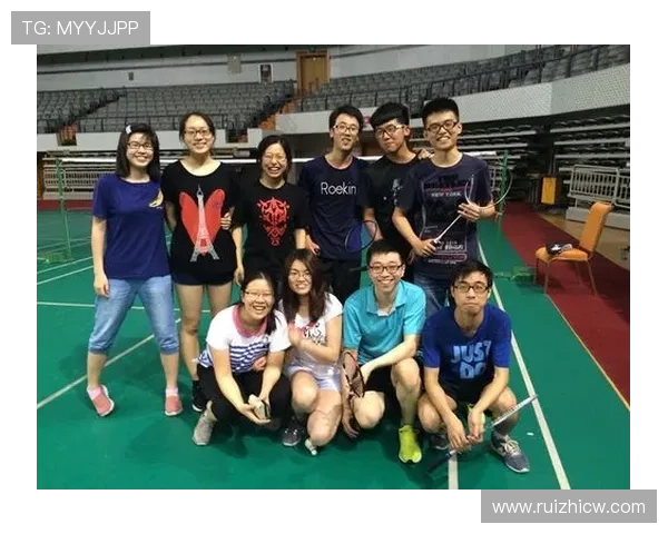 杭州羽毛球队与上海羽毛球队赛后复盘分析力量对比与战术探讨 杭州羽毛球队与上海羽毛球队赛后复盘分析力量对比与战术探讨